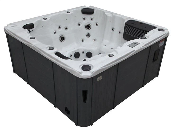 6 seater hot tub-2